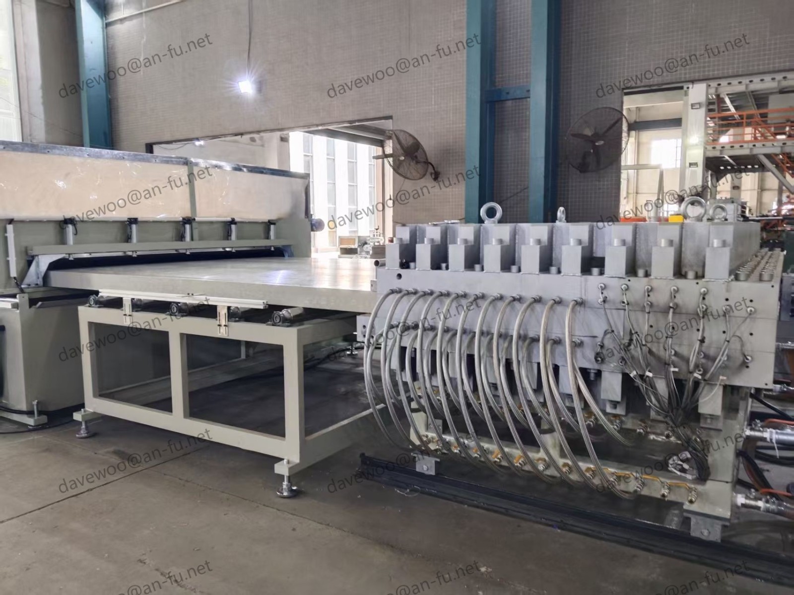 pp solid board extruder
