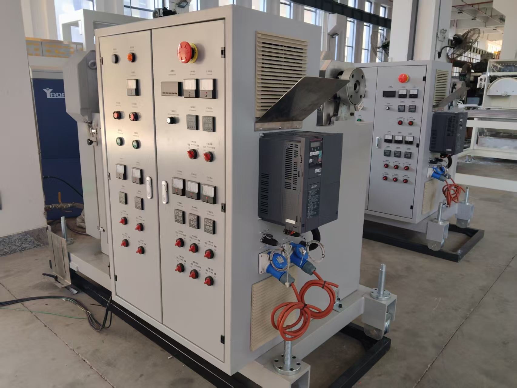 Japanese Style Co-Extruder