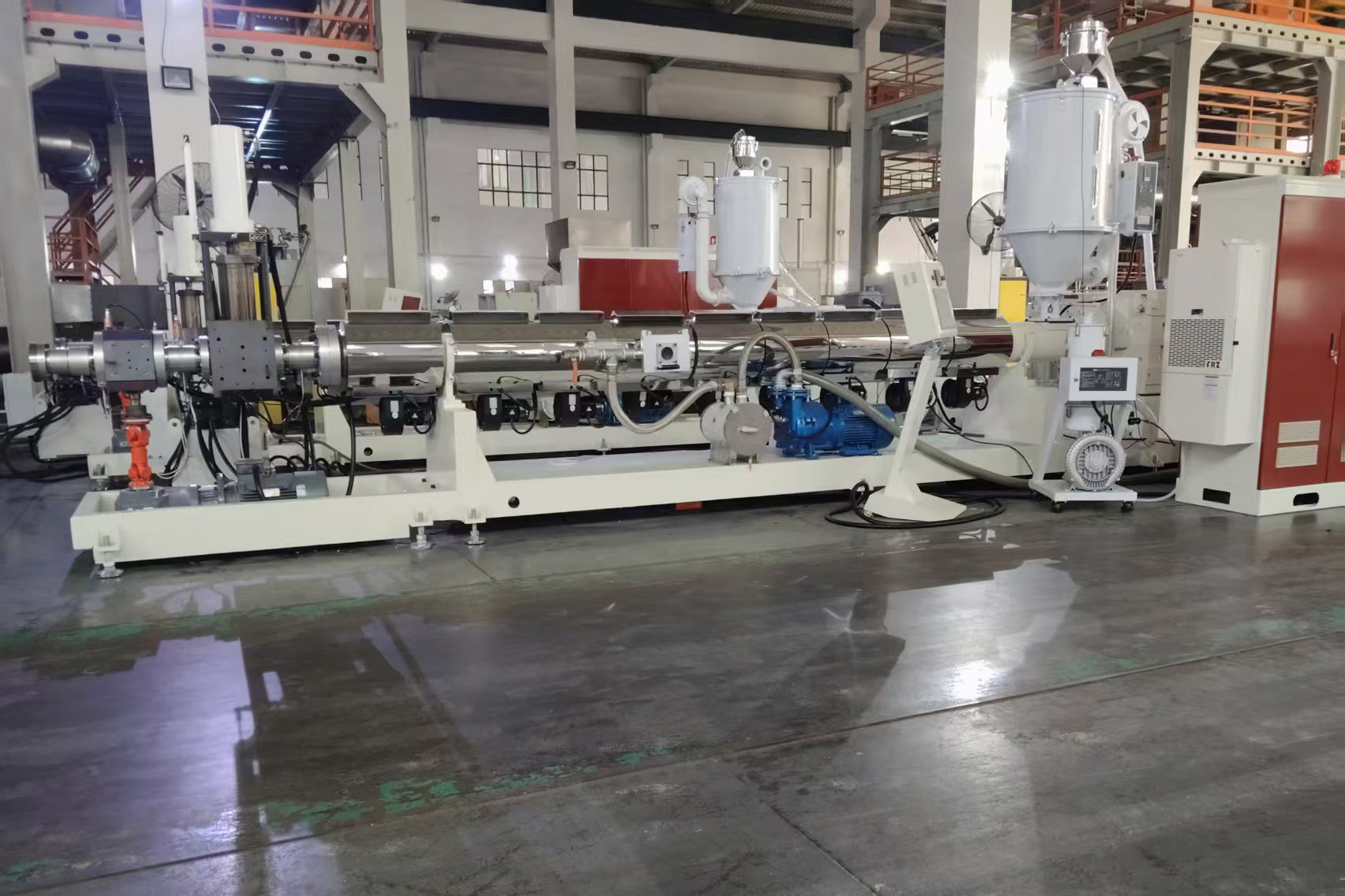 Two sets of PP PE ABS sheet use extruders are ready for shipment