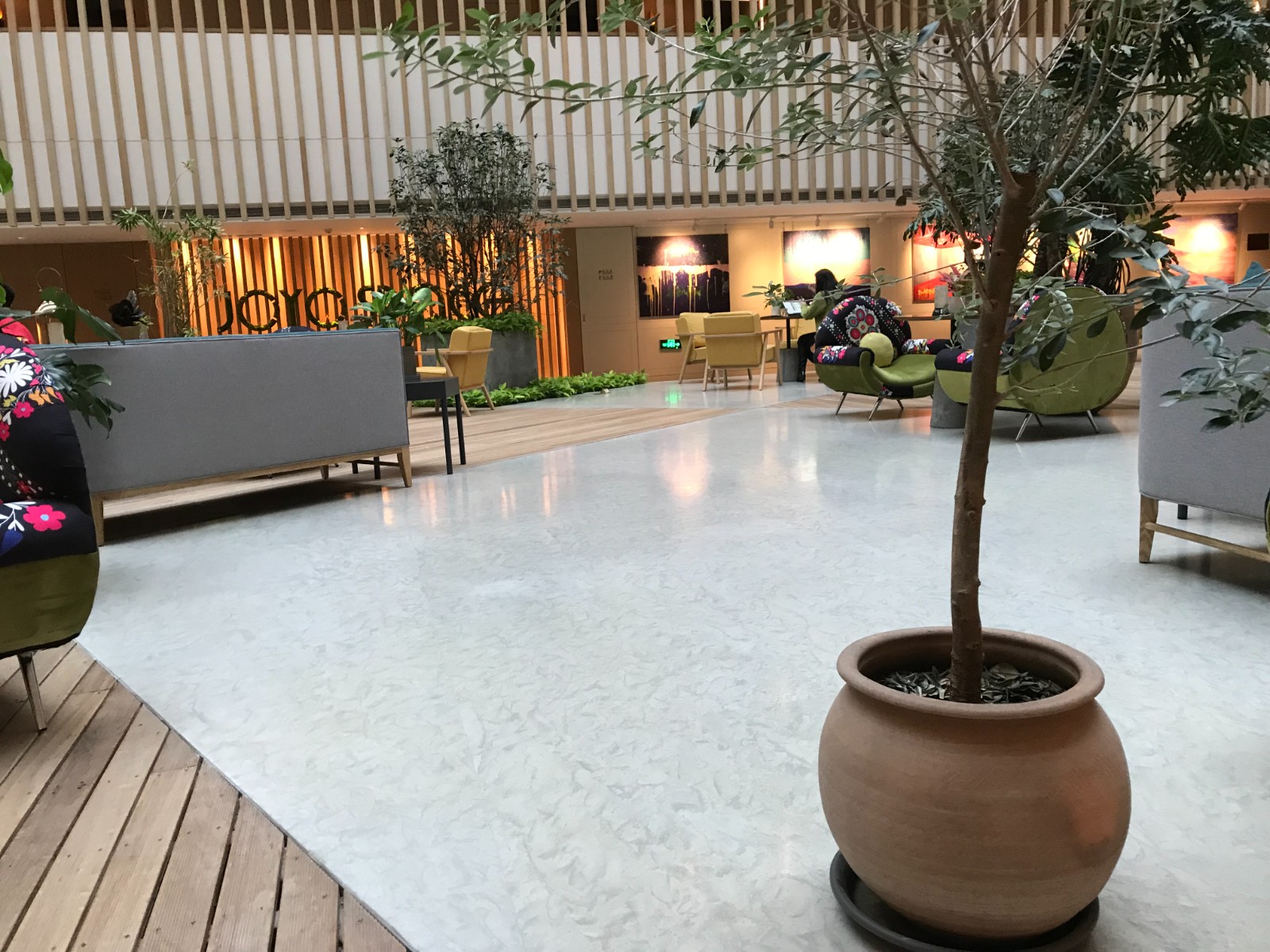 Grey limestone