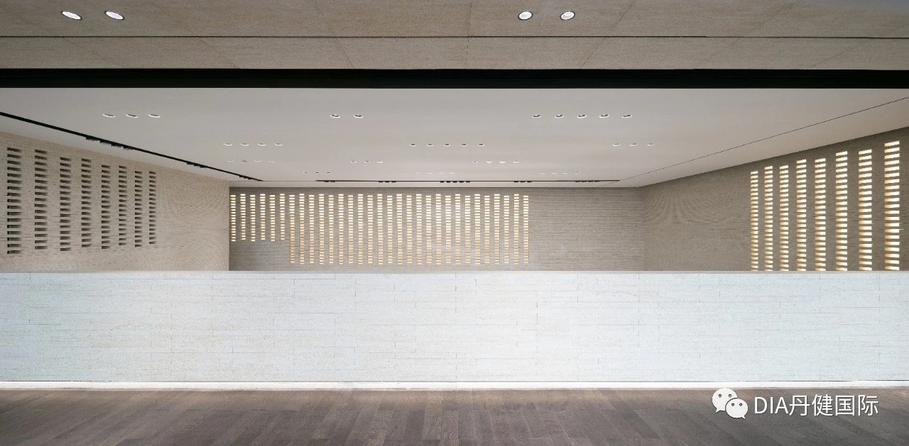 Real estate sales office in Xi'an
