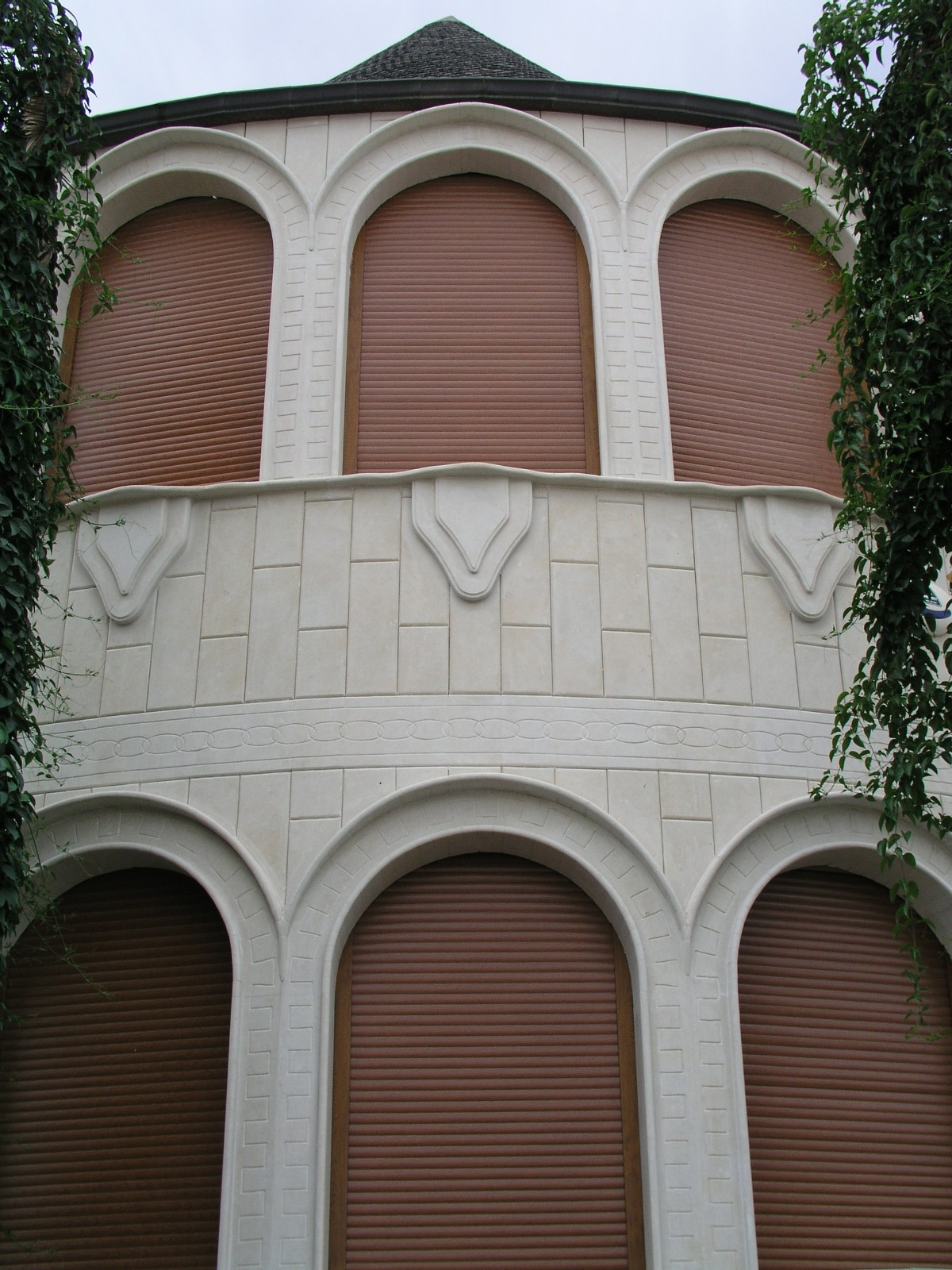SANTA ANA