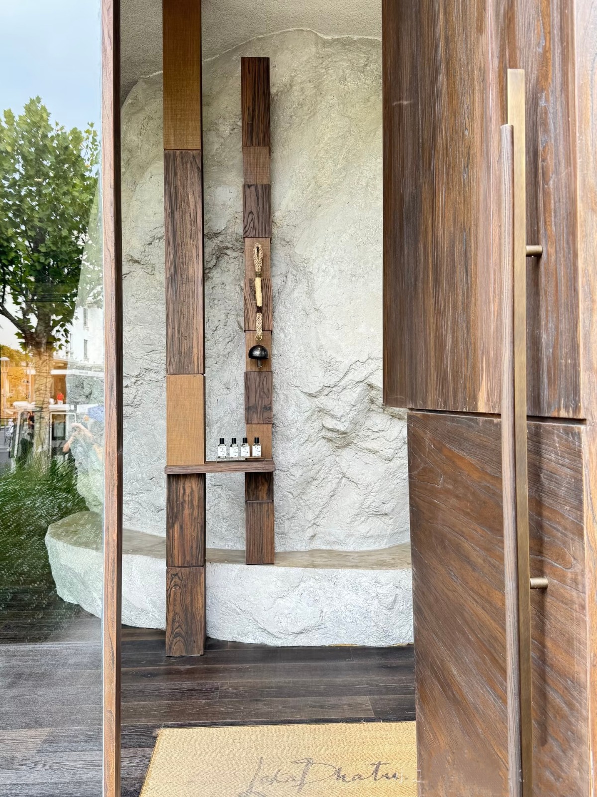 Interior decoration