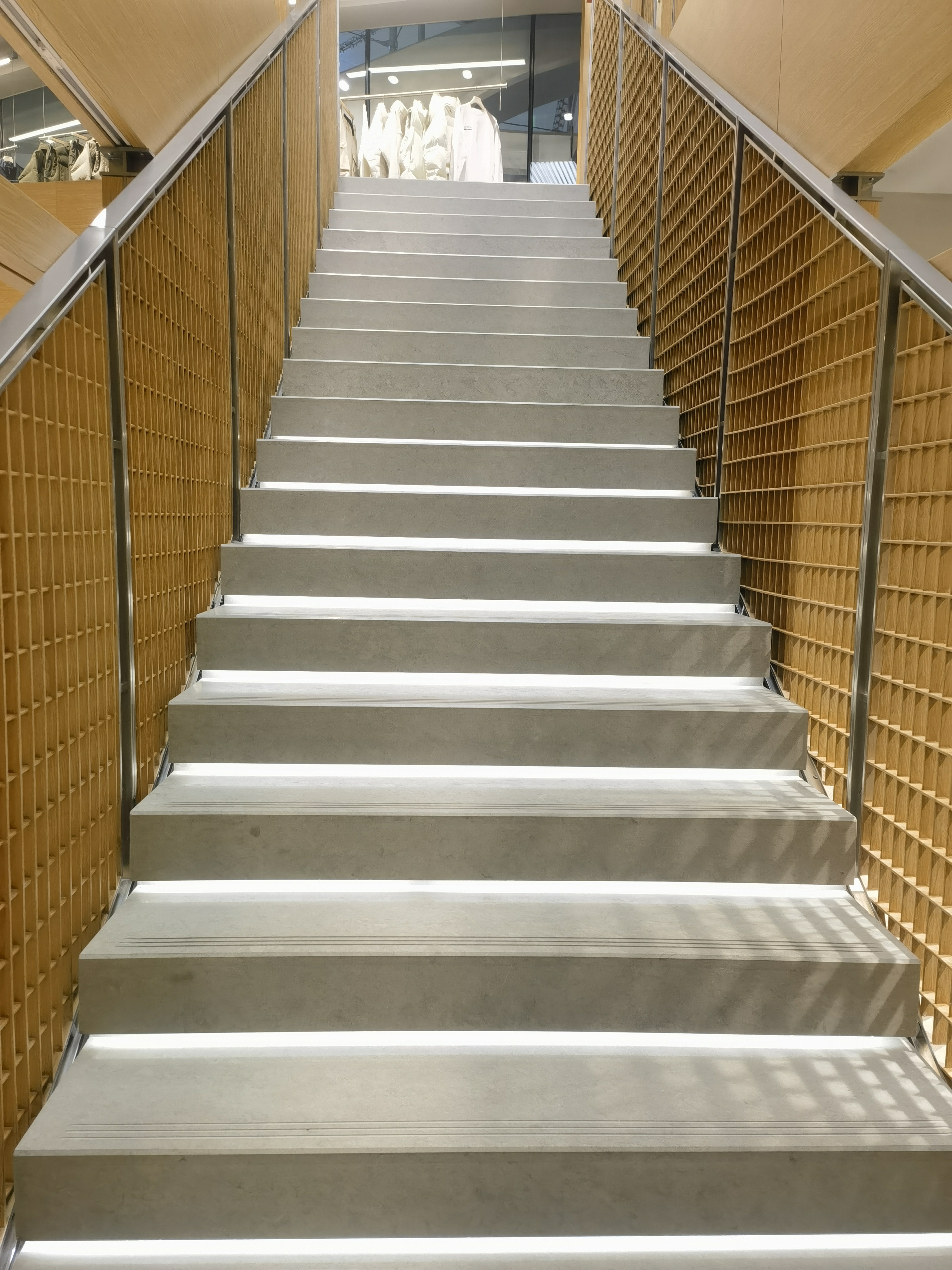 SKP迪桑特服装专卖店