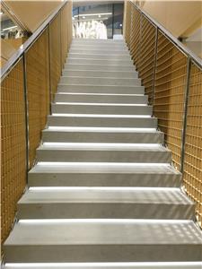 SKP迪桑特服装专卖店