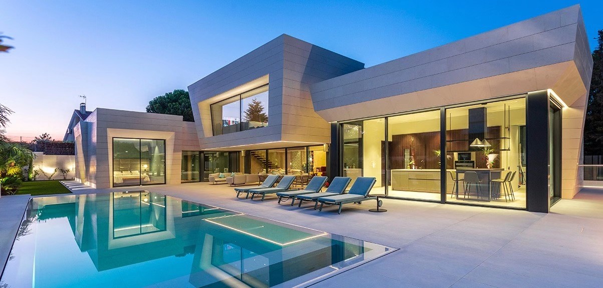 C罗巴塞罗那别墅