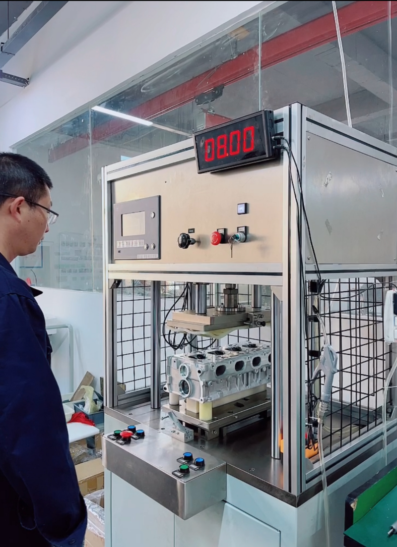 Product Professional Testing Center - Testing Cylinder Head Air Tightness