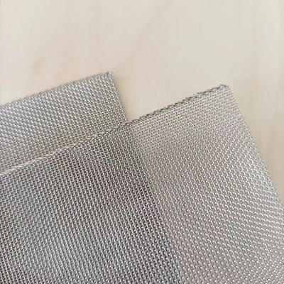 What Are the Top 10 Woven Mesh Factories? A Comprehensive Guide for B2B Buyers