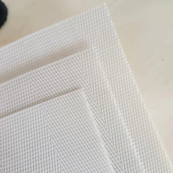 ما هي المدة التي يمكن أن تستمر فيها شبكة البوليستر؟