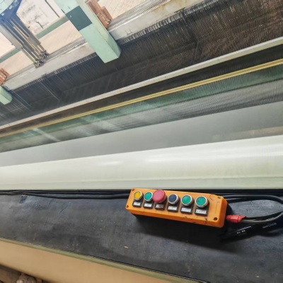 Comment se fait-il que le matériau PPS puisse atteindre un haut niveau de résistance au feu sans ajout de retardateurs de flamme ?