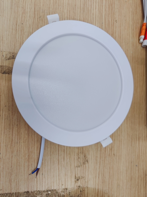 What Does Flicker-Free LED Lighting Mean?