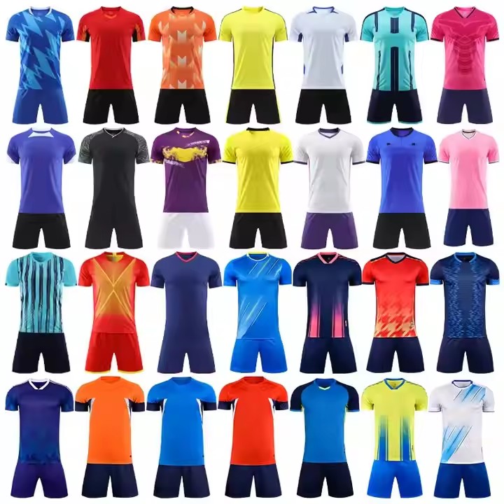 Wholesale Club Team Name Football Wear Uniform Sets Short Sleeves Men T Shirt Shorts Club Soccer Jersey