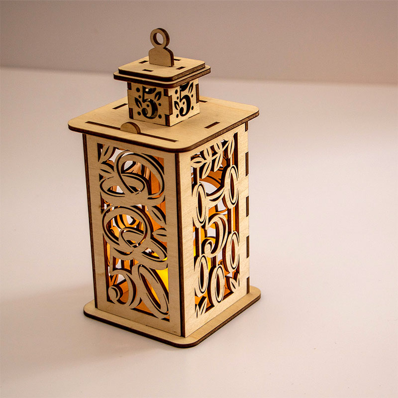 Custom wholesale bulk wooden Christmas lanterns Christmas decorations