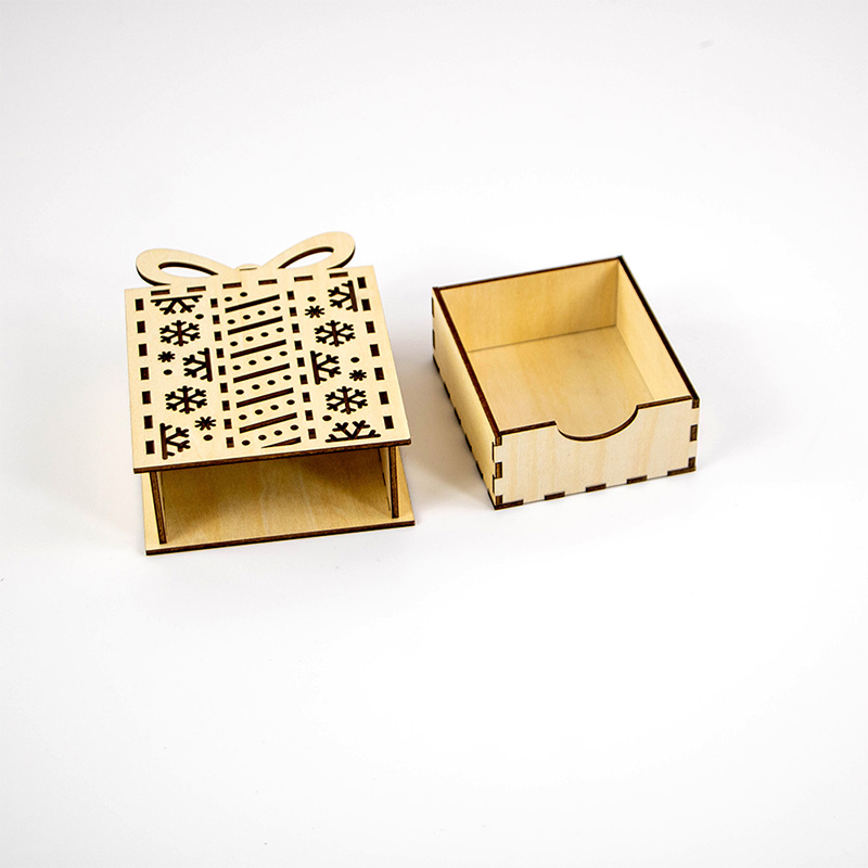 2025 New style wooden Christmas gift box Lovely Christmas gift packaging