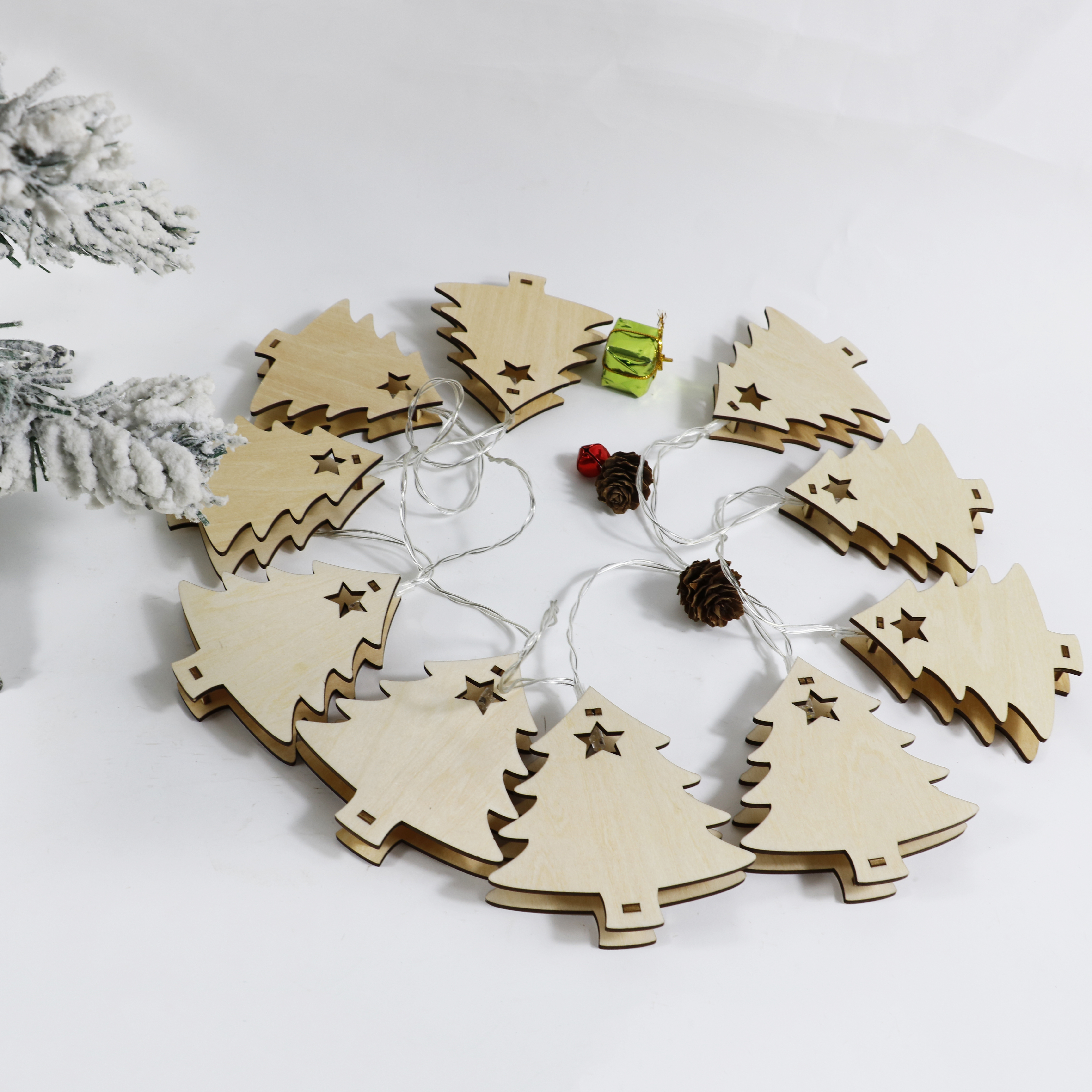wholesale wooden christmas ornaments