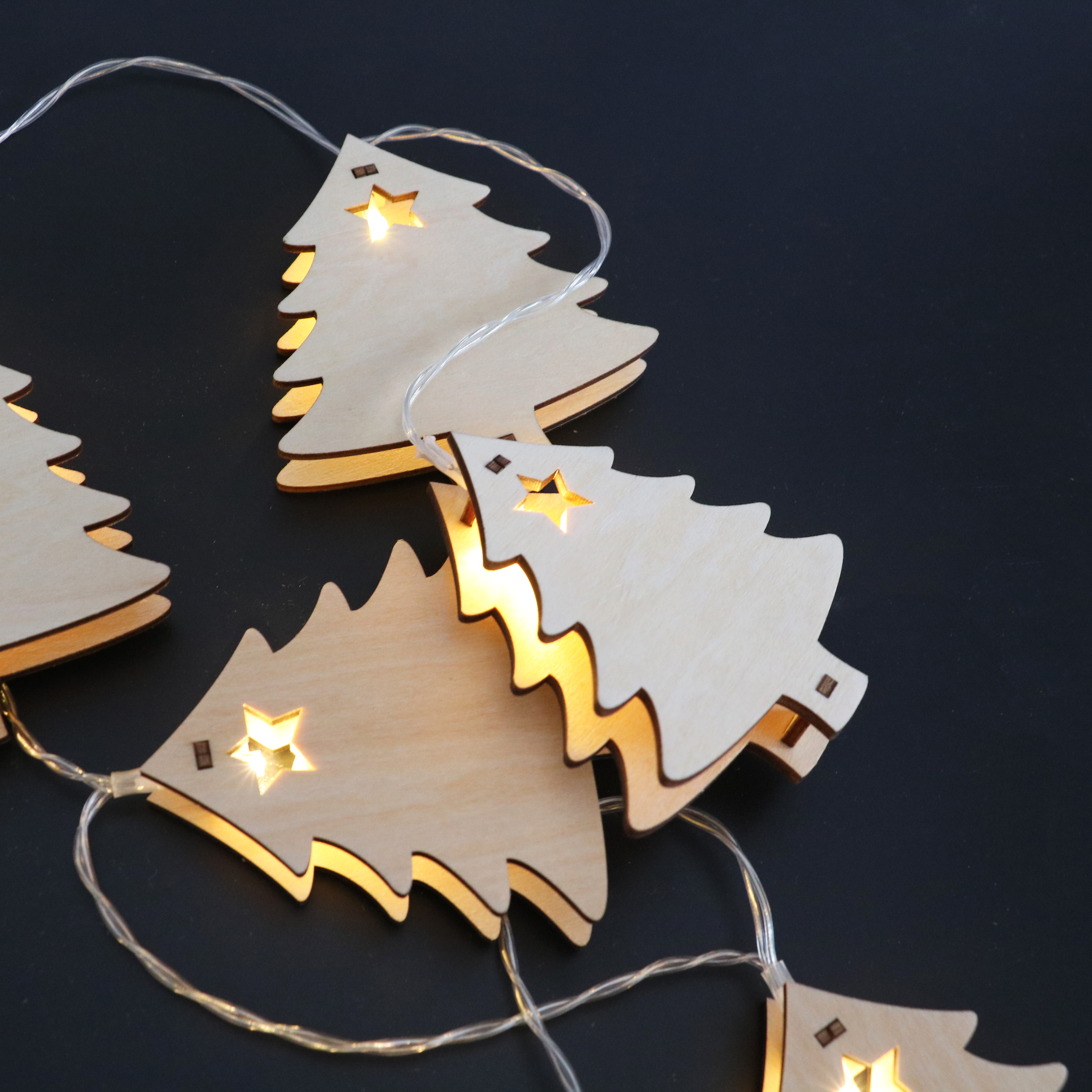 wooden christmas tree pendant