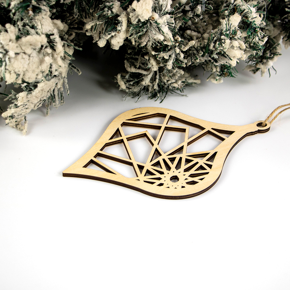 wooden christmas pendants