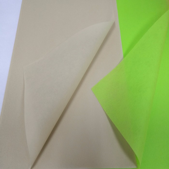 Waterproof pp nonwoven fabric pre-cut table cloth