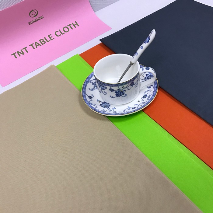 colorful spunbond nonwoven fabric TNT table cloth