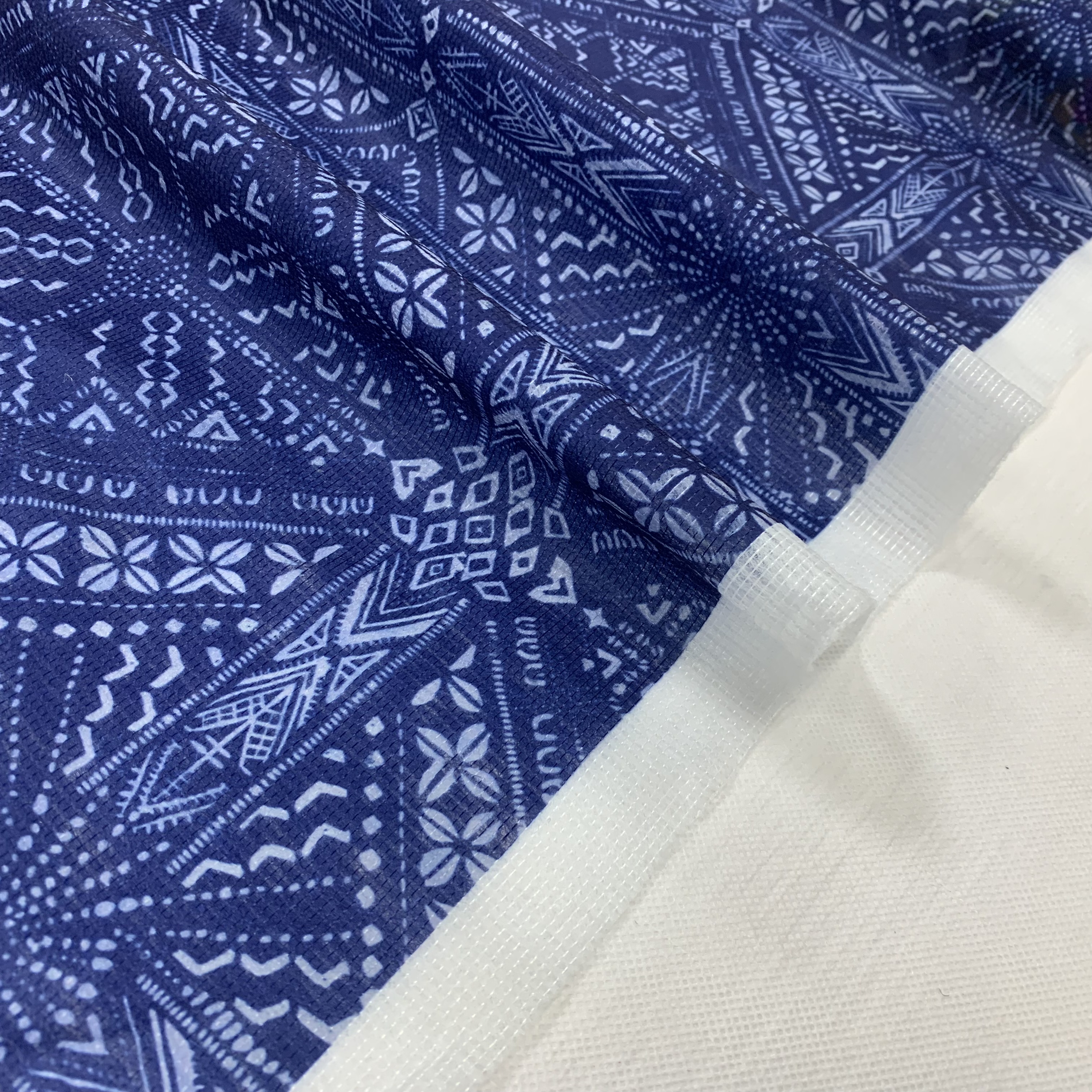 Polyester Stitchbond nonwoven non-woven fabric for nonwoven tablecloth/shopping bag