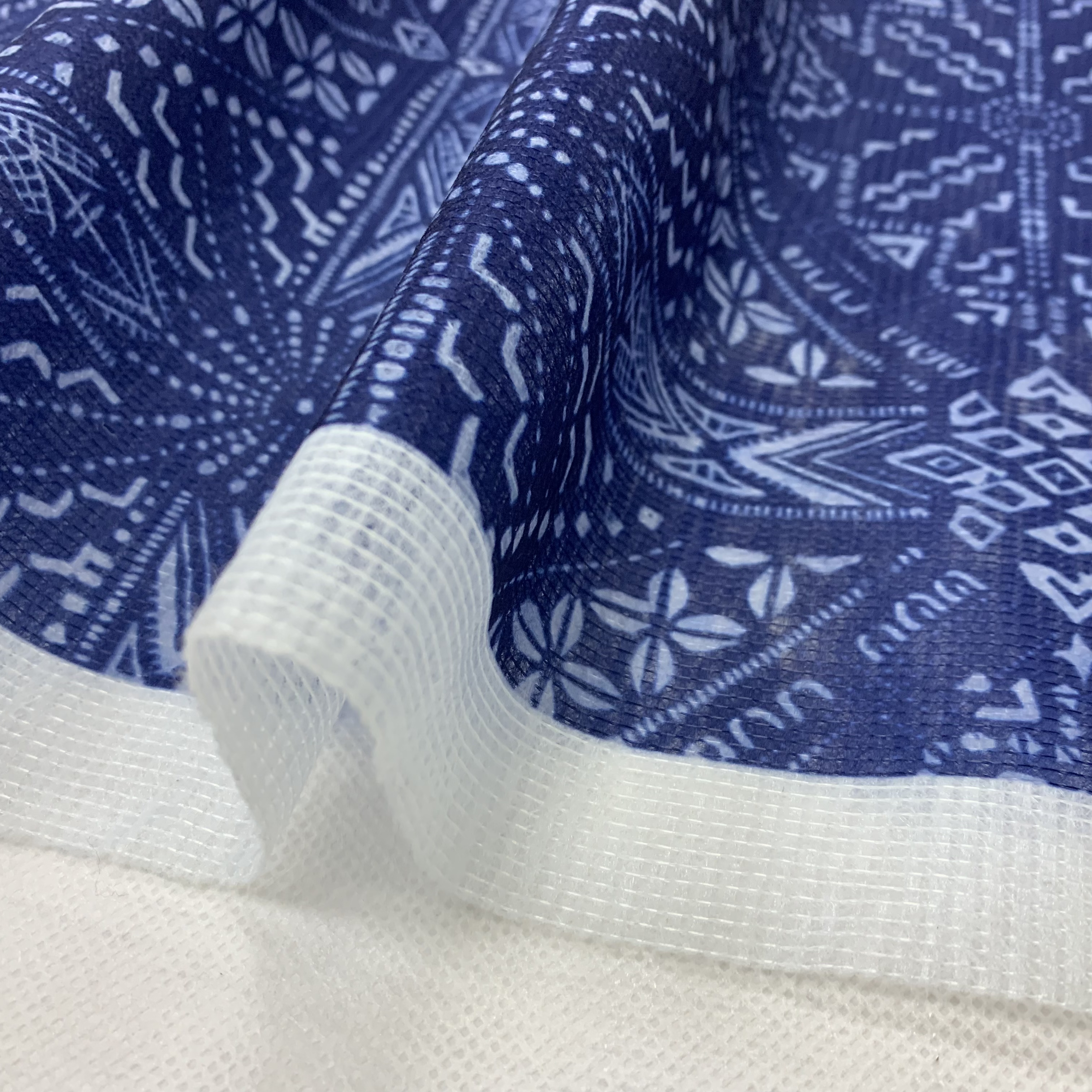 Hot Sale Printing Pattern Stitchbond Nonwoven Fabric 100% Polyester For Mattress Lining Coverings