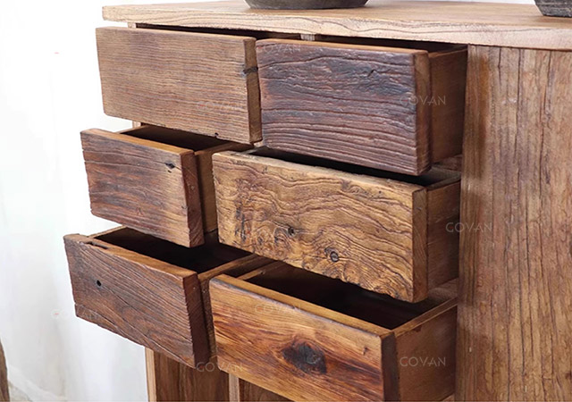 sideboard