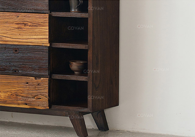 sideboard