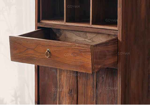 sideboard