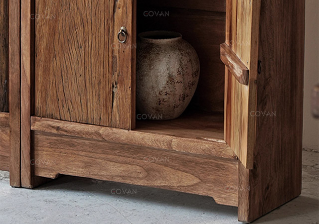 sideboard