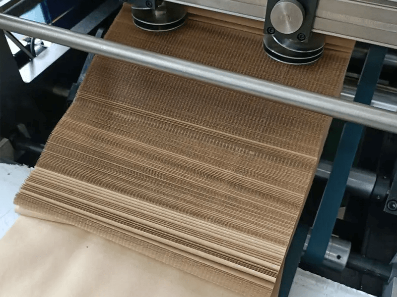 Z Type Fanfold Kraft Paper Folding Machine Manufacturer Factory