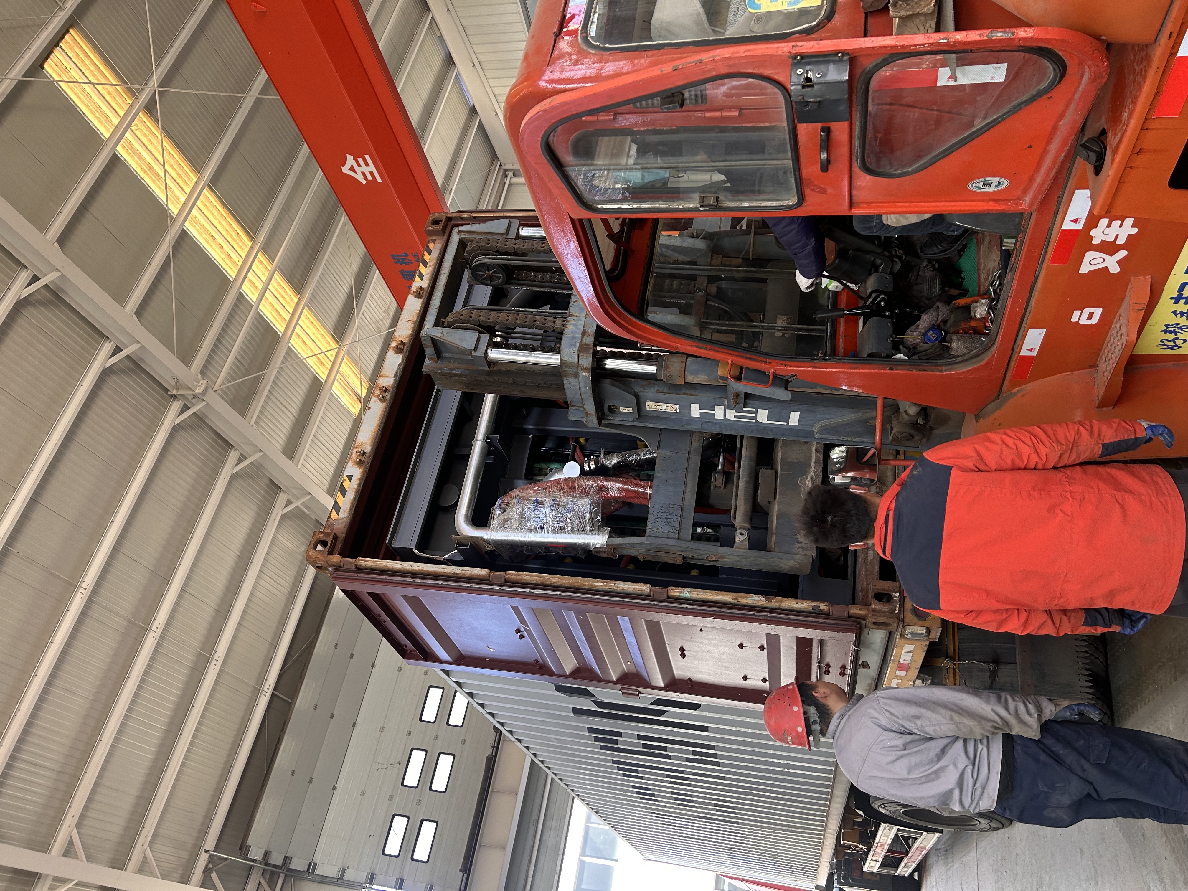 5T Series resonant IF Induction Furnace For Russia Market.