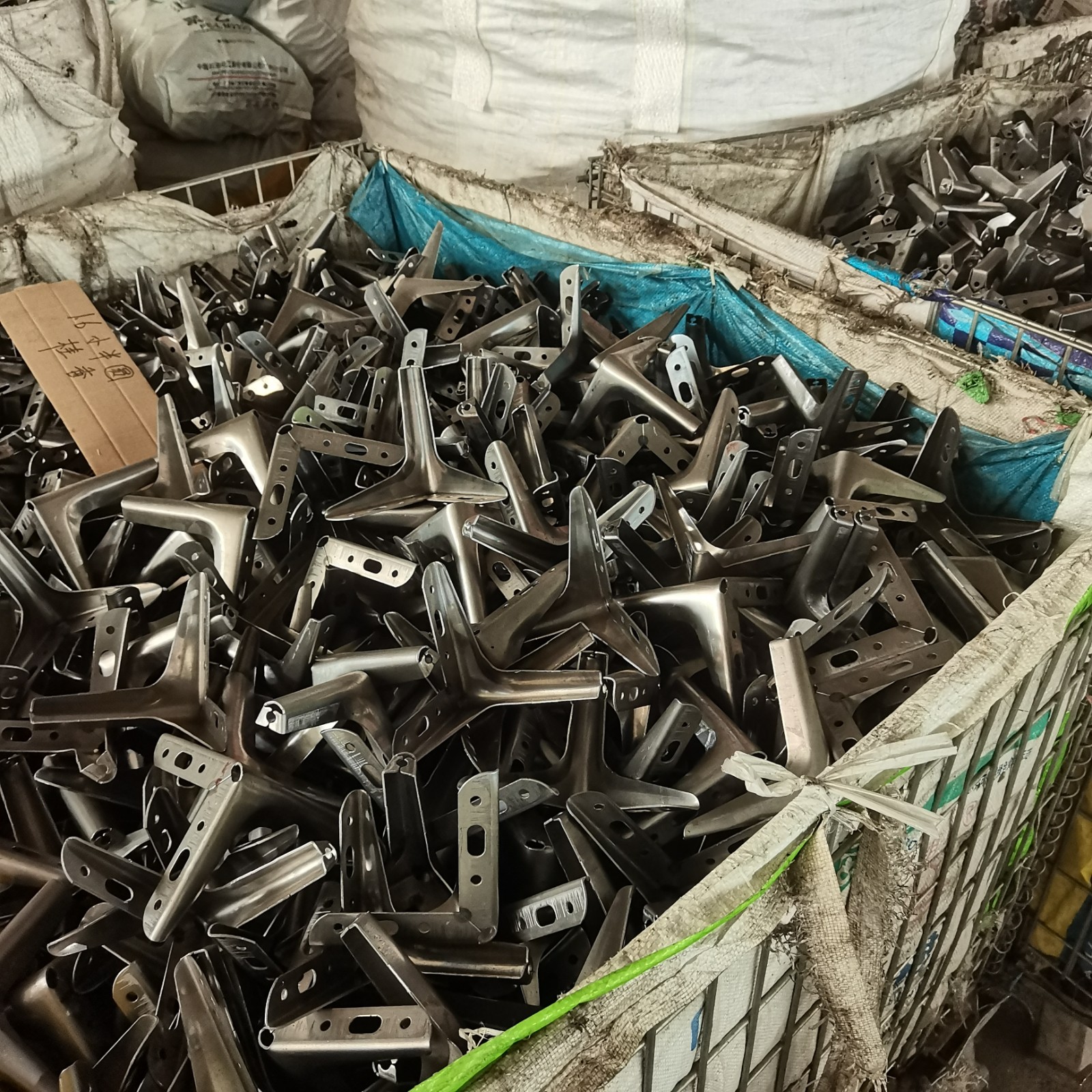 Adjustable Metal Legs Adjustable Metal Legs