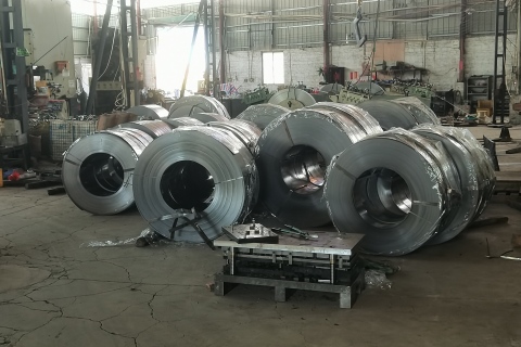 ZeRun Donanım Ürünleri Fabrikası, Gelişmiş Üretim İçin Yeni Hammaddeleri Karşılıyor ve Küresel Alıcılara Bağlılık Duyuyor