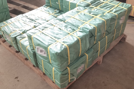 Ferretería Zerun se prepara para la temporada alta de ventas anual. Toda la línea de producción trabaja arduamente para garantizar la entrega de pedidos globales.