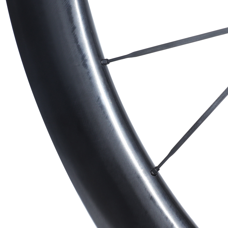 Disc wheel on road bike road bike carbon disc wheels tubeless carbon fiber material