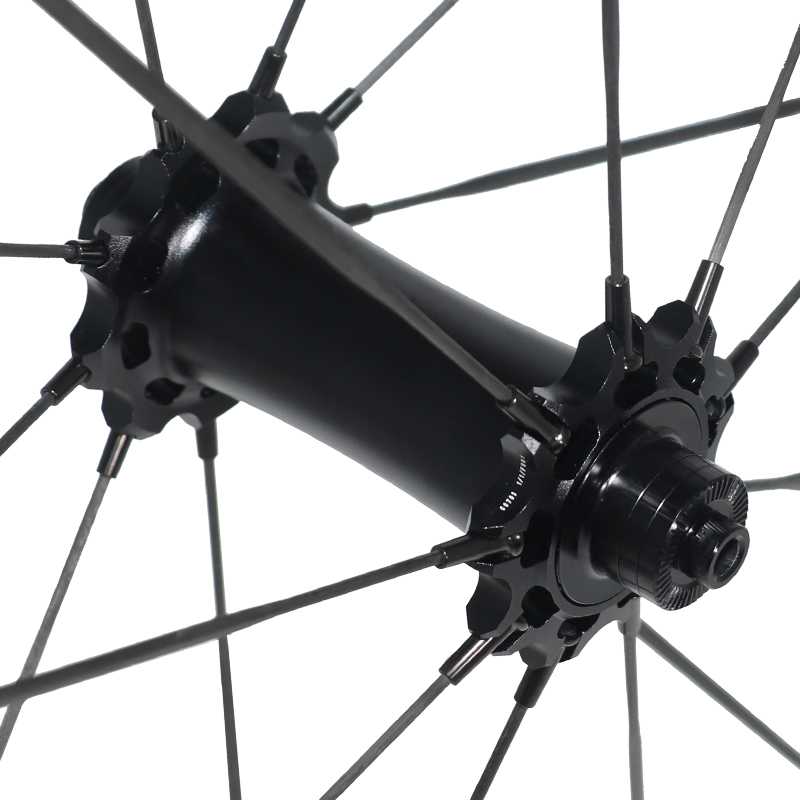 Carbon Fiber Rim Brake Wheels 50mm Depth / 28mm Width Road Cycling Compatible