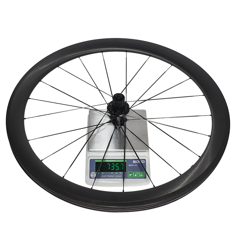 Carbon Fiber Rim Brake Wheels 50mm Depth / 28mm Width Road Cycling Compatible