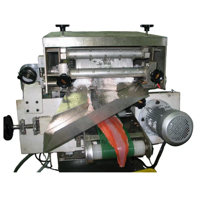 Fishsking Removing Machine