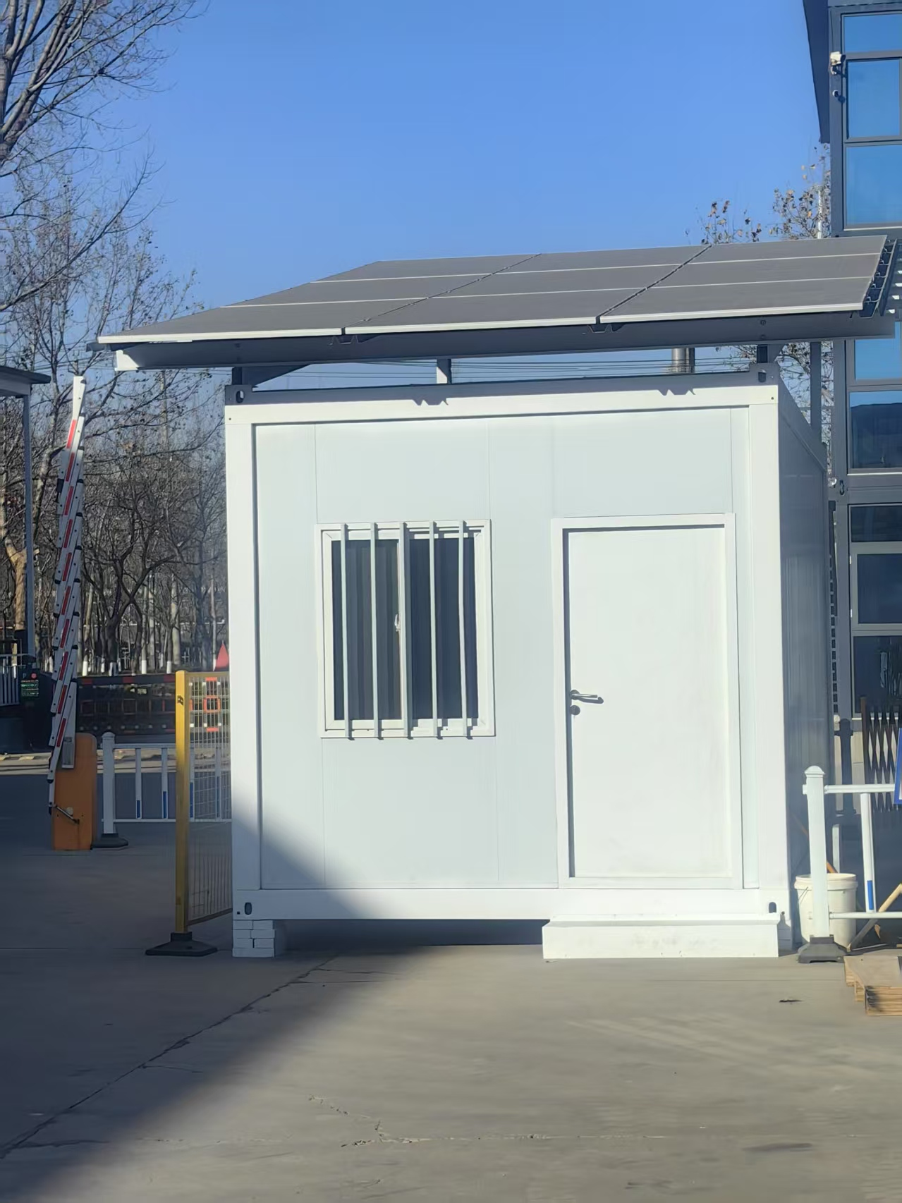 Modern Houses With Off Grid Photovoltaic Storage Intelligent Prefabricated Modules