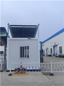 Prefabricated Houses With Solar Roofs