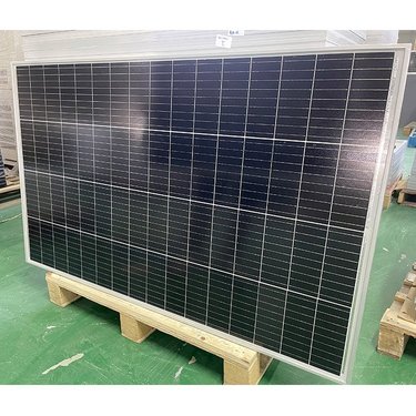 Small monocrystalline photovoltaic panel