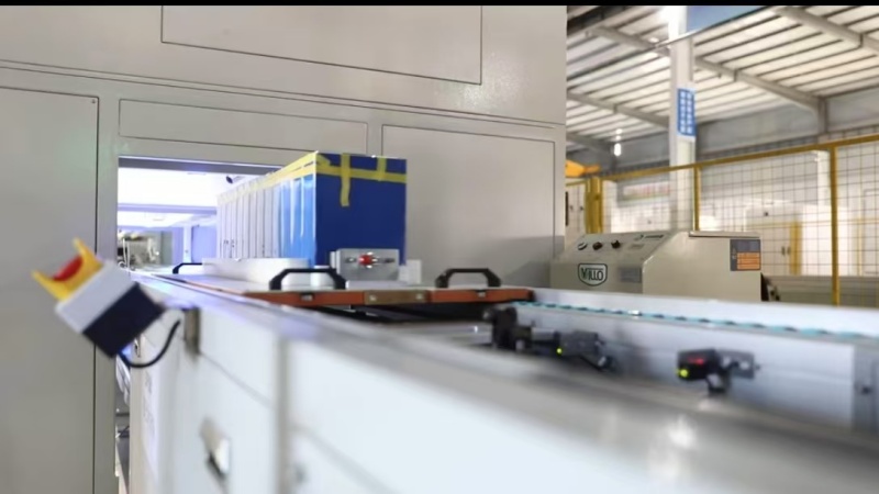 Photovoltaic Solar Panels, Household Batteries