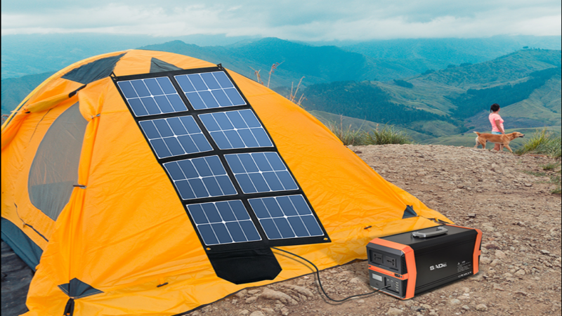 Portable photovoltaic panels with photovoltaic modules