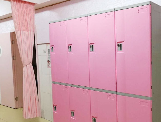 Staff lockers at Beijing Cancer Hospital