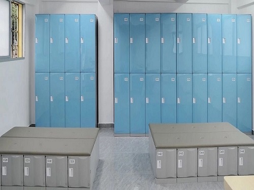 What is the secret behind doubling Toppla Plastic Lockers' production capacity during peak season?