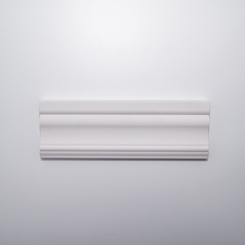 White Floor Baseboard molding Trim