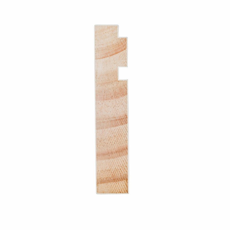 Rivelazione del telaio della finestra con giunti in legno