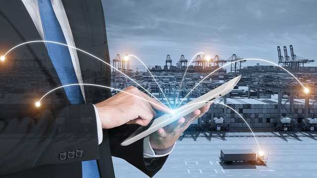the-advantages-of-tracking-and-tracing-for-your-logistics-business.jpg the-advantages-of-tracking-and-tracing-for-your-logistics-business.jpg