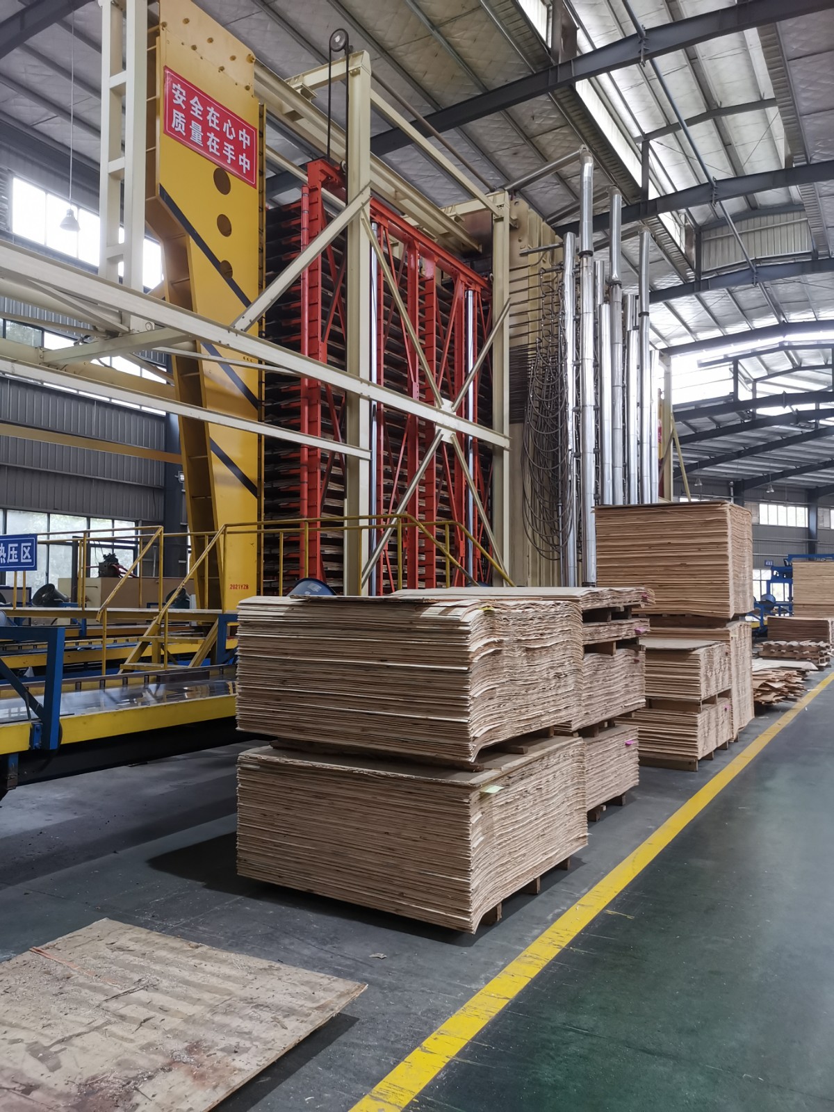 LVL machine-2.jpg 4453-202505121746112293.jpg