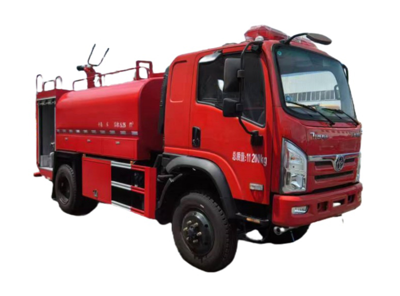 5 tonnás terepjáró 4*4 erdőtűz-oltó sprinklerautó